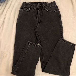 Urban Outfitters black mom jeans!